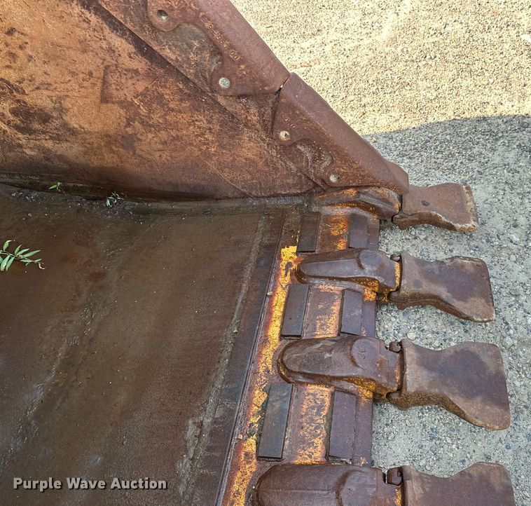 image for item EB2825 2019 Caterpillar 349FL excavator