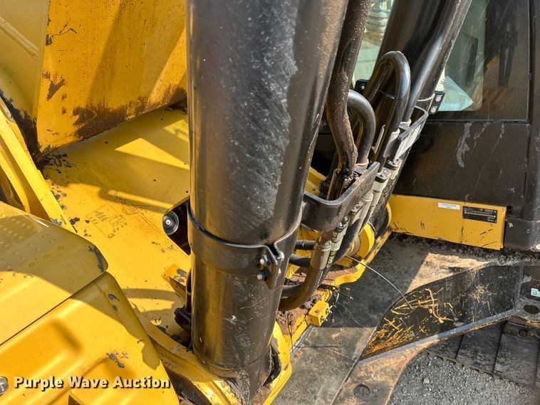 image for item EB2825 2019 Caterpillar 349FL excavator