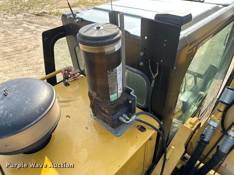 image for item EB2825 2019 Caterpillar 349FL excavator