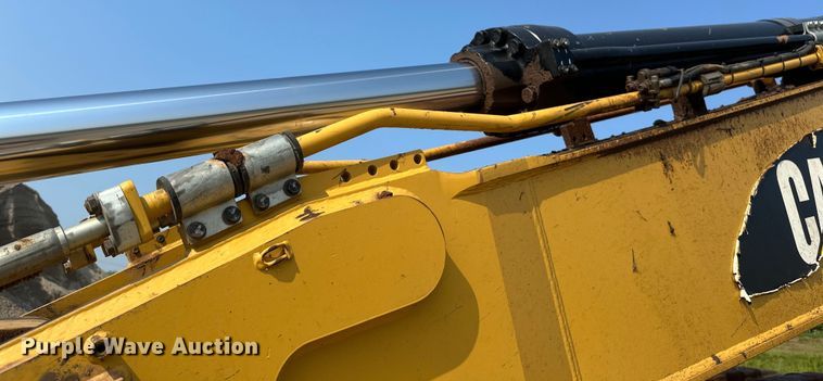 image for item EB2825 2019 Caterpillar 349FL excavator