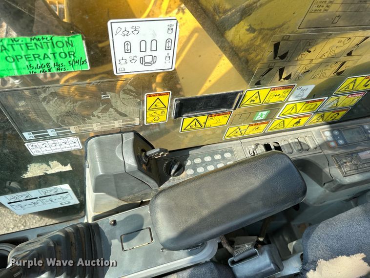 image for item EB2825 2019 Caterpillar 349FL excavator