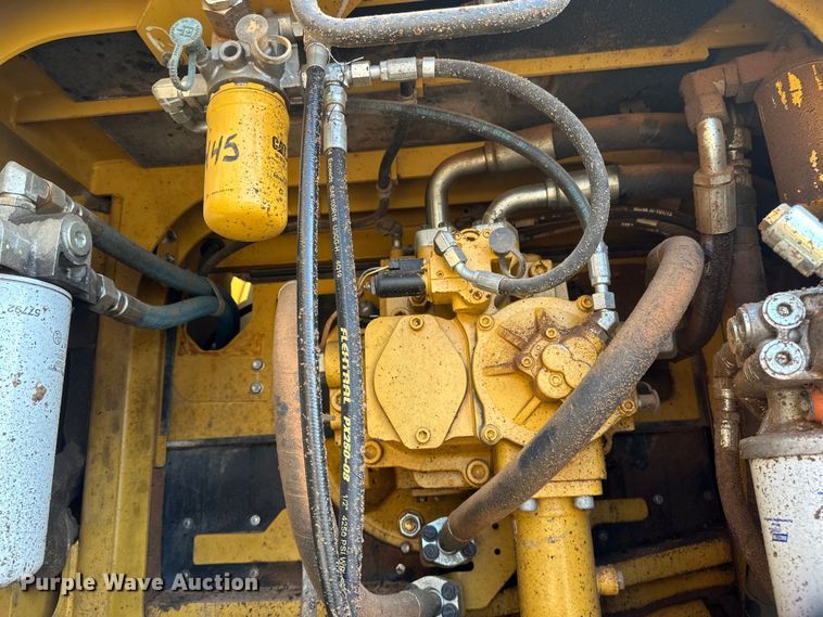 image for item EB2825 2019 Caterpillar 349FL excavator