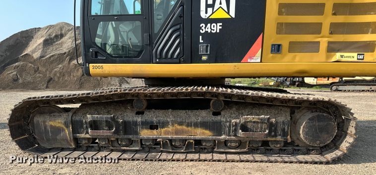 image for item EB2825 2019 Caterpillar 349FL excavator