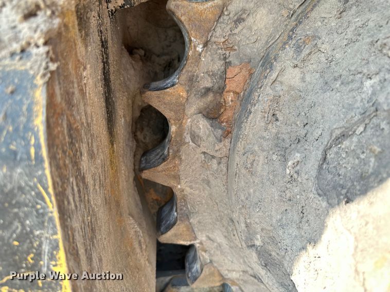 image for item EB2825 2019 Caterpillar 349FL excavator