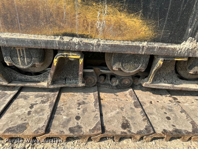 image for item EB2825 2019 Caterpillar 349FL excavator