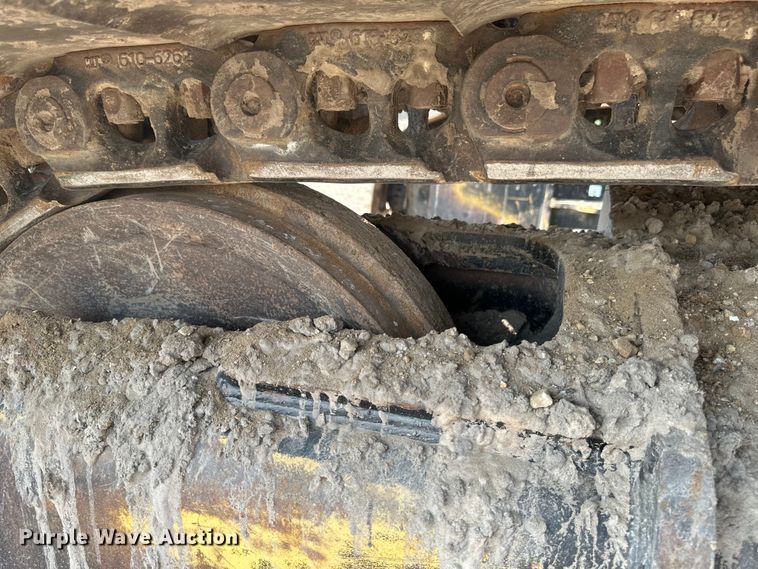 image for item EB2825 2019 Caterpillar 349FL excavator