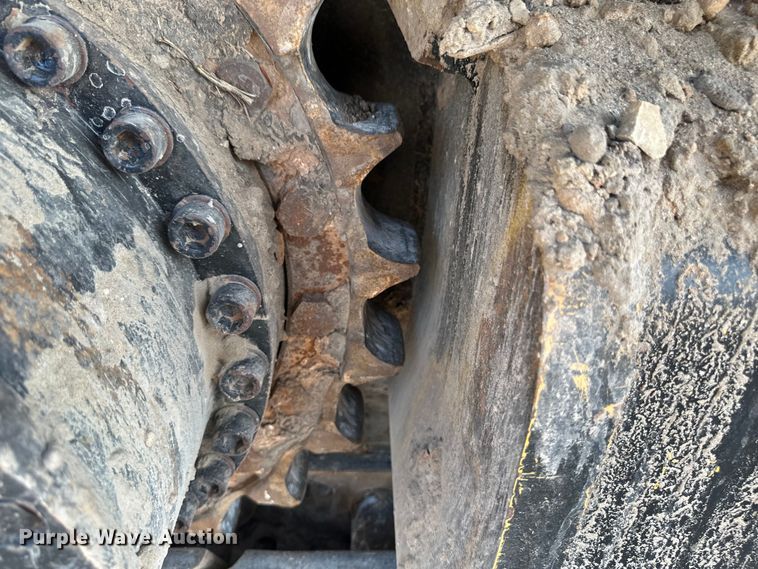 image for item EB2825 2019 Caterpillar 349FL excavator