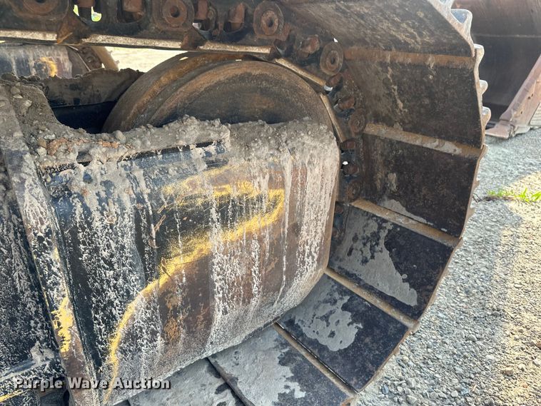 image for item EB2825 2019 Caterpillar 349FL excavator