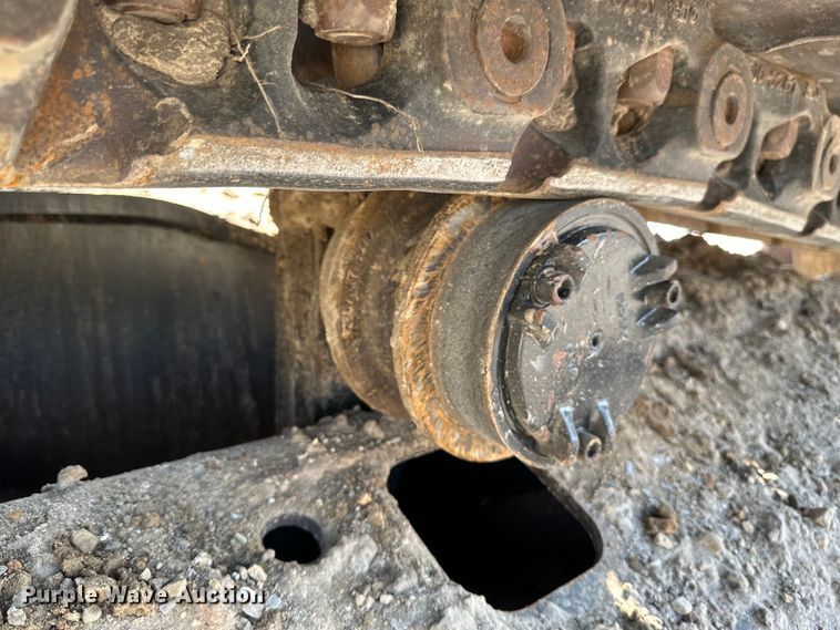 image for item EB2825 2019 Caterpillar 349FL excavator