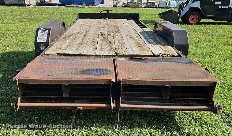 image for item EB8173 2016 Rice equipment trailer