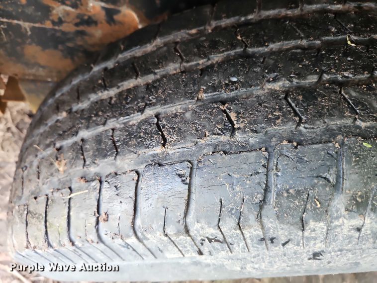 image for item EB8173 2016 Rice equipment trailer