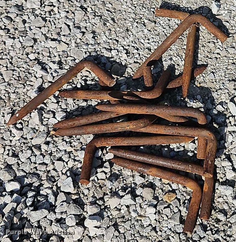 image for item EB8174 (8) sets of retaining wall block concrete forms