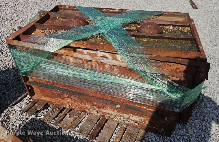 image for item EB8174 (8) sets of retaining wall block concrete forms