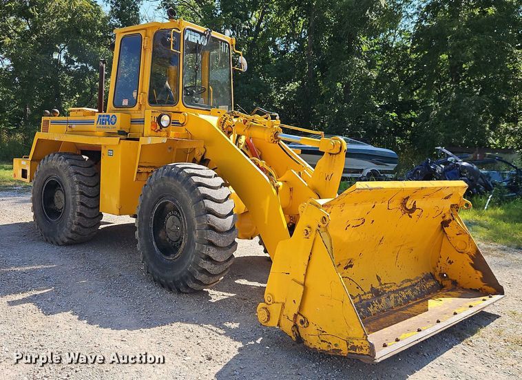 image for item EB8202 1987 Trojan 1900Z wheel loader