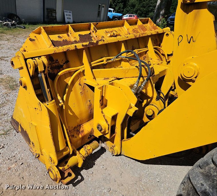 image for item EB8202 1987 Trojan 1900Z wheel loader