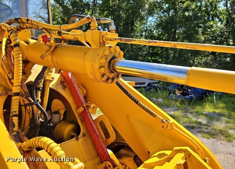 image for item EB8202 1987 Trojan 1900Z wheel loader