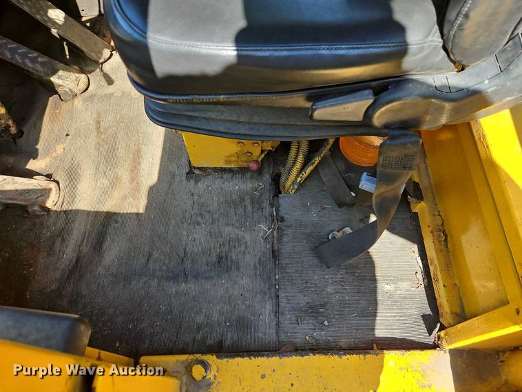 image for item EB8202 1987 Trojan 1900Z wheel loader