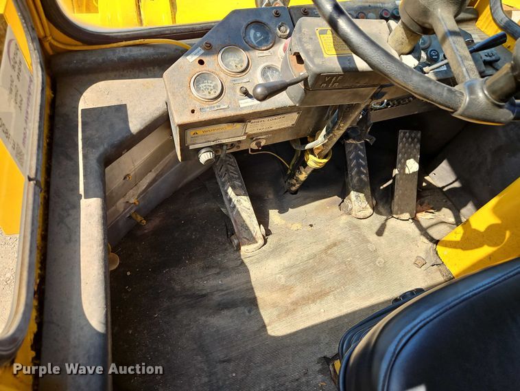 image for item EB8202 1987 Trojan 1900Z wheel loader