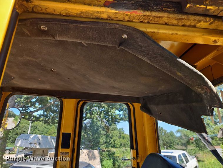 image for item EB8202 1987 Trojan 1900Z wheel loader