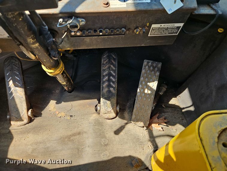 image for item EB8202 1987 Trojan 1900Z wheel loader