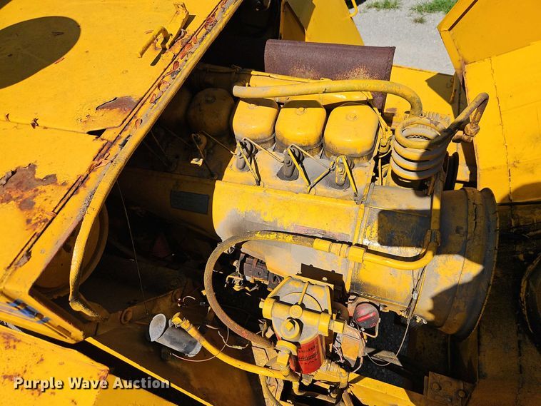 image for item EB8202 1987 Trojan 1900Z wheel loader