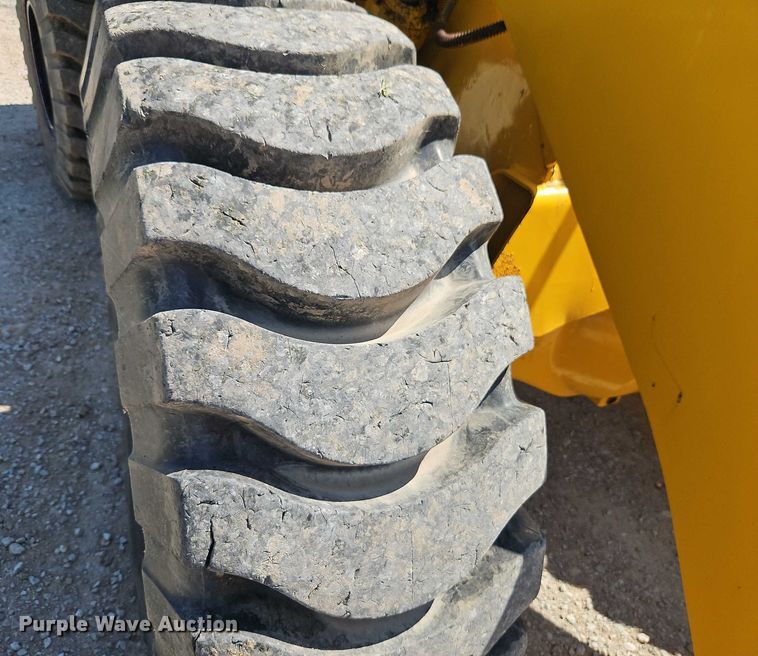 image for item EB8202 1987 Trojan 1900Z wheel loader
