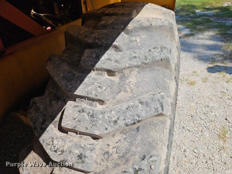 image for item EB8202 1987 Trojan 1900Z wheel loader