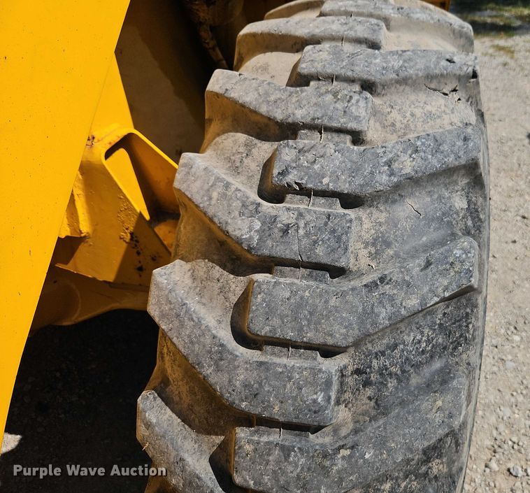 image for item EB8202 1987 Trojan 1900Z wheel loader