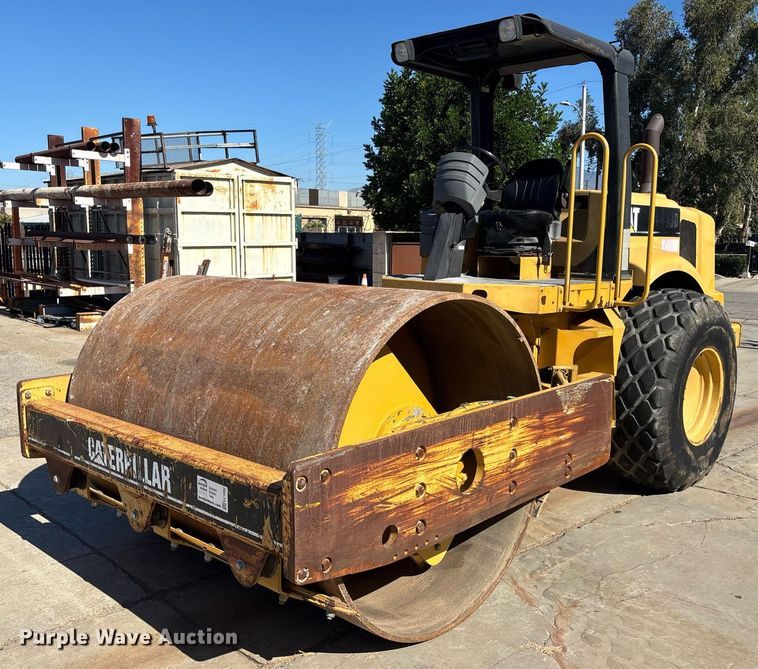 COMPACTADOR 2000 CATERPILLAR CS563D