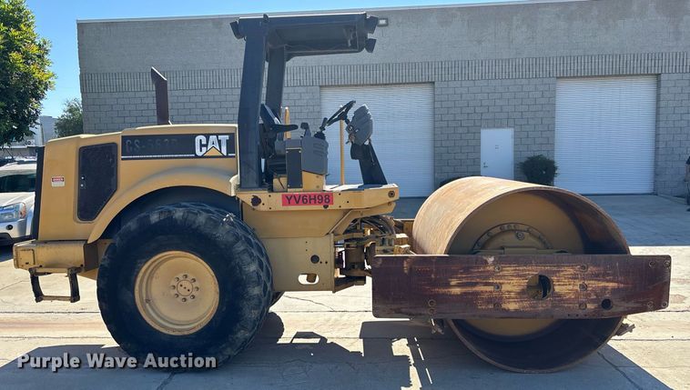 COMPACTADOR 2000 CATERPILLAR CS563D
