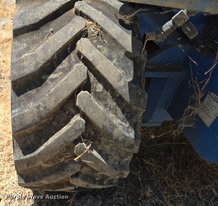 image for item EC1105 2001 Genie GS-3268 RT scissor lift