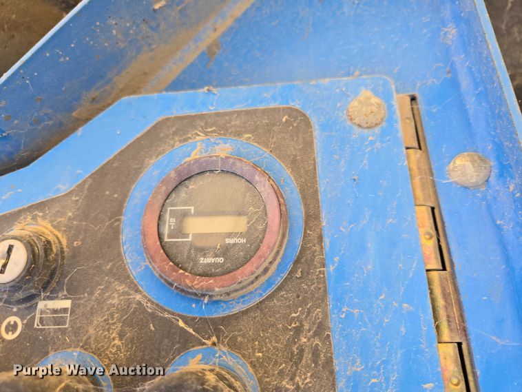 image for item EC1106 2002 Genie GS-2668 scissor lift