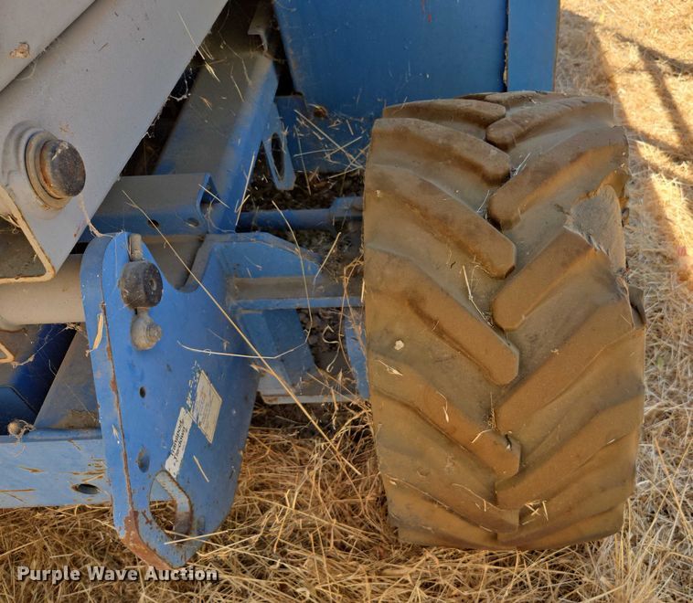 image for item EC1106 2002 Genie GS-2668 scissor lift