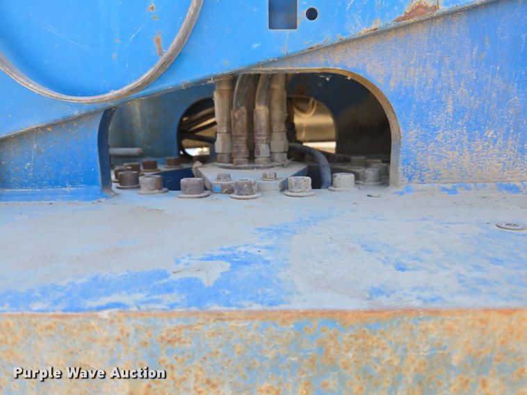 image for item EC1107 Genie S-40 boom lift