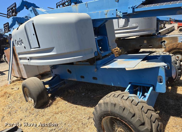 image for item EC1108 Genie S-40 boom lift