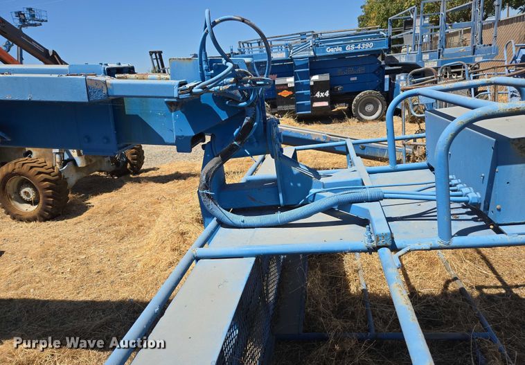 image for item EC1108 Genie S-40 boom lift