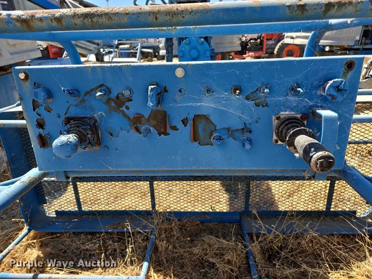 image for item EC1108 Genie S-40 boom lift