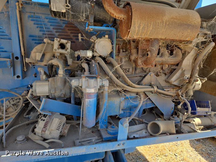 image for item EC1108 Genie S-40 boom lift