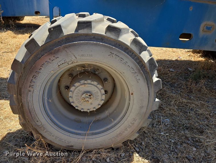 image for item EC1108 Genie S-40 boom lift