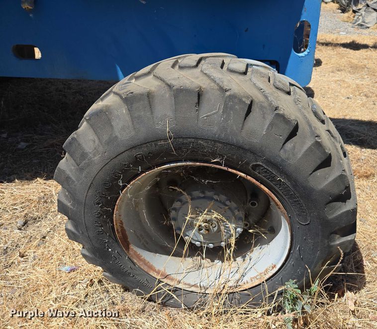 image for item EC1108 Genie S-40 boom lift