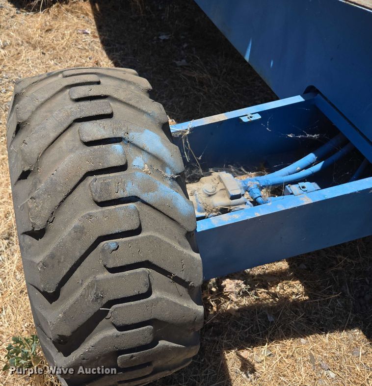 image for item EC1108 Genie S-40 boom lift