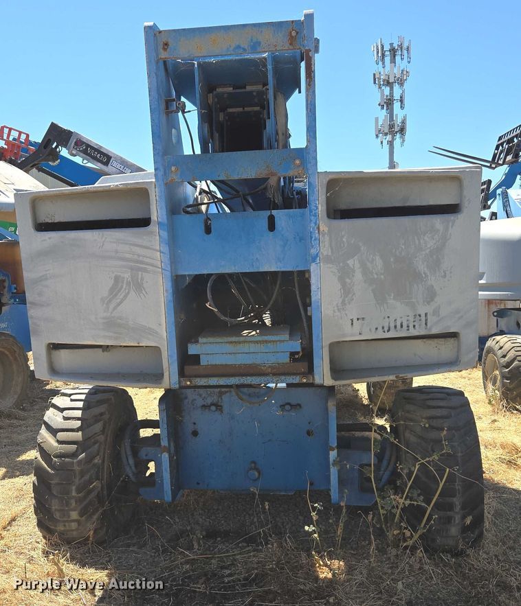 image for item EC1109 1995 Genie S-60 boom lift