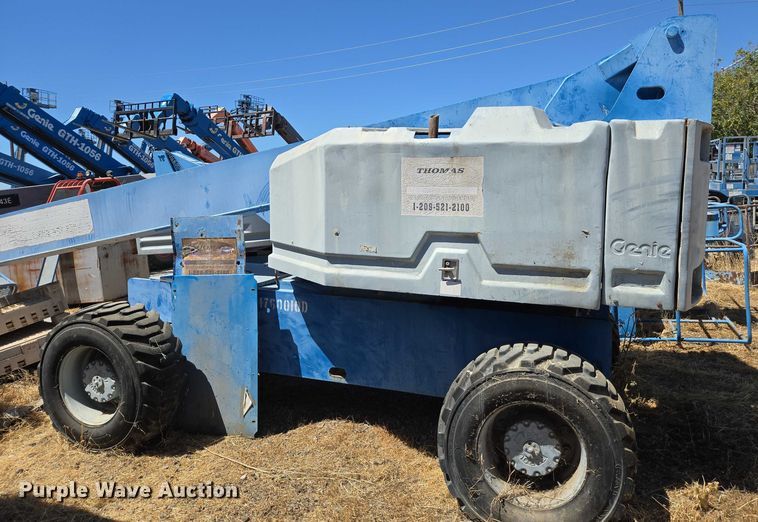 image for item EC1109 1995 Genie S-60 boom lift