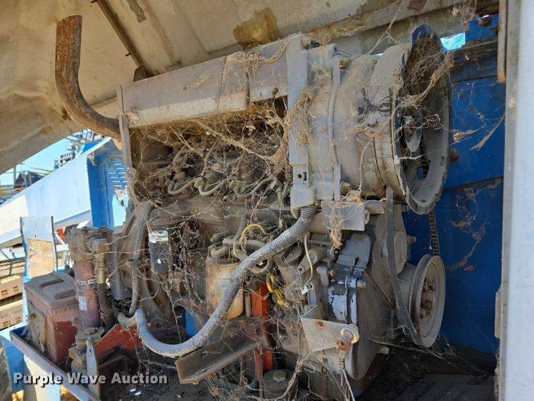 image for item EC1109 1995 Genie S-60 boom lift