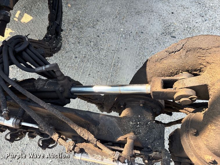 image for item EC3729 2006 Ford F650 Super Duty oil distributor truck