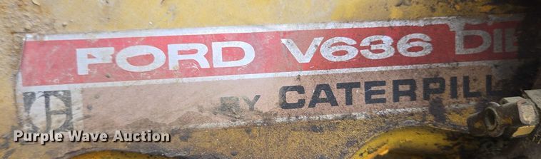 image for item EC4341 1985 Ford F700 dump truck