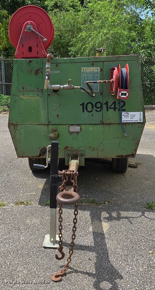 image for item EC4344 Sullair 185 DPC 2 JD air compressor