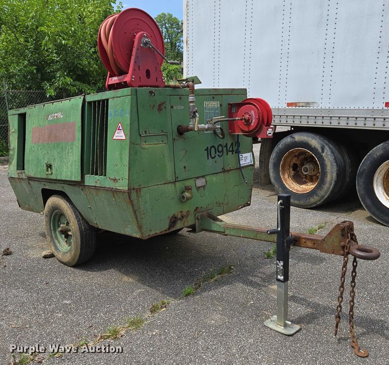 image for item EC4344 Sullair 185 DPC 2 JD air compressor