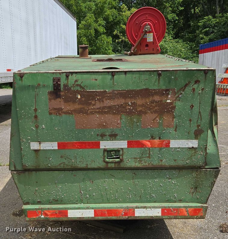 image for item EC4344 Sullair 185 DPC 2 JD air compressor