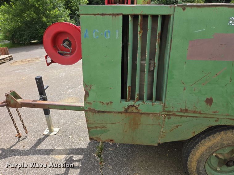 image for item EC4344 Sullair 185 DPC 2 JD air compressor